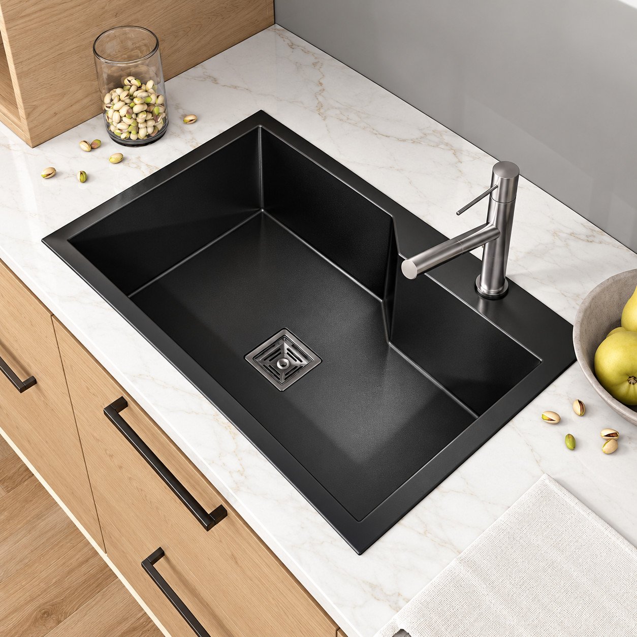 OXO-HALO, quartz